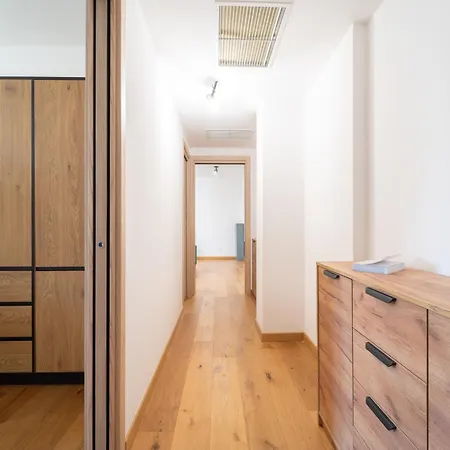 Residenza Leone - Centro Apartament *
